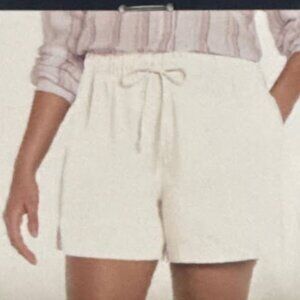 GAP Women's White Linen Blend Pull-On Shorts